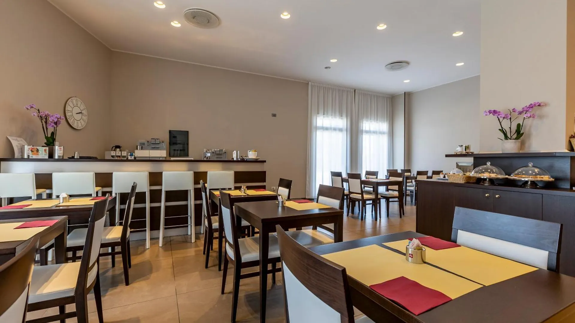 **** Aparthotel Mosaico Suite Cesena Italia