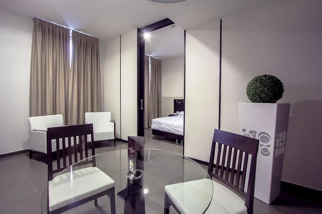 Mosaico Suite Cesena Aparthotel